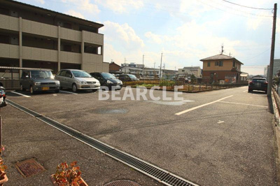 【駐車場】 | セジュール向日葵 | 駐車スペースもあります
