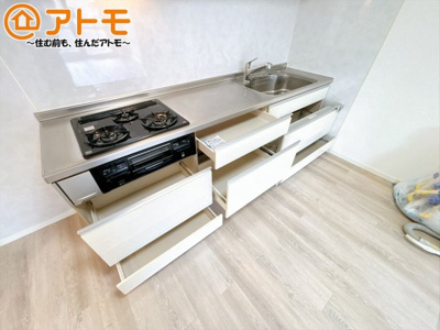 【キッチン】 | 三島市大場01期　中古マンション | 設備充実♪お手入れらくらく♪収納豊富♪使い勝手の良いキッチンです！