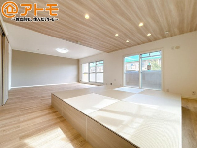【居間・リビング】 | 三島市大場01期　中古マンション