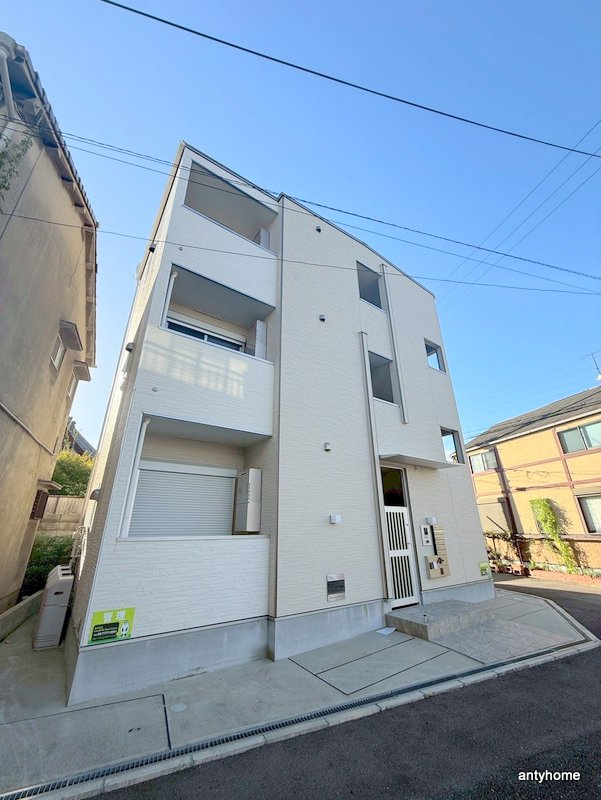 ハーモニーテラス三津屋南　仲介手数料無料の外観