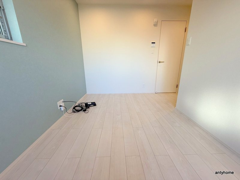 ハーモニーテラス三津屋南　仲介手数料無料の居間・リビング