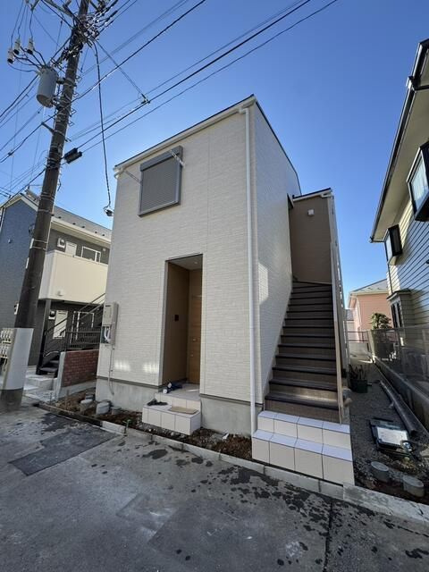 コンフォート読売ランド前　参番館の外観