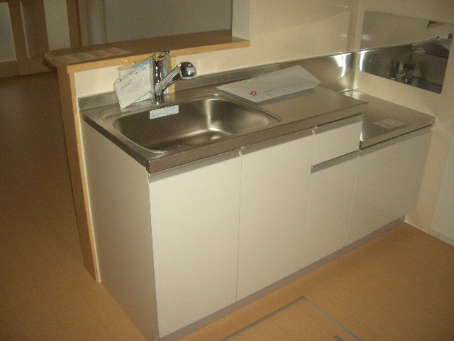 イーストセレーノのキッチン|写真は同型モデルです