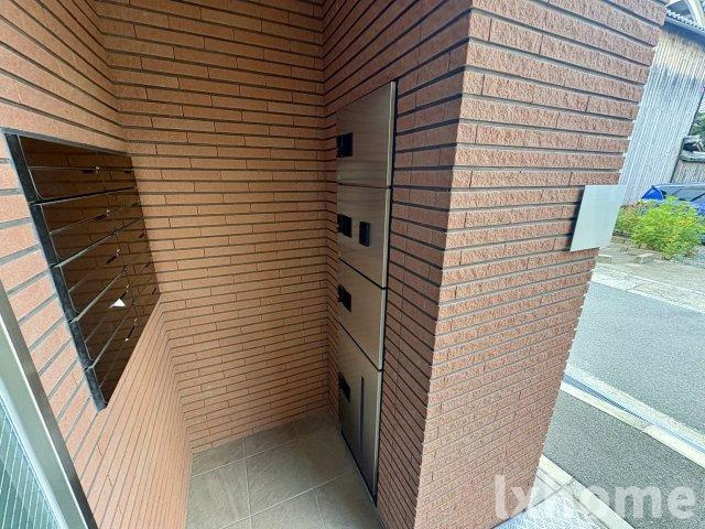 グランディール中条のエントランス|建物の内部です