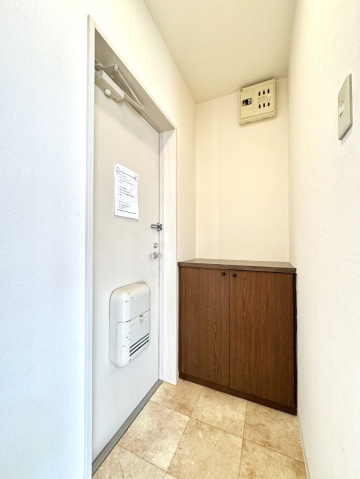 フォブールアベリアＢの玄関|玄関