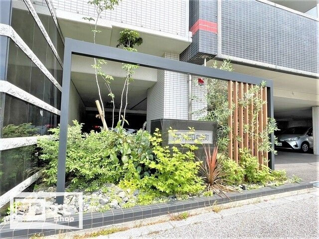 アルティザ高松中央町のエントランス|エントランス
