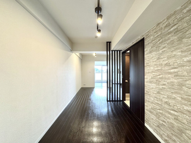 アルティザ高松中央町の居間・リビング|居室・リビング