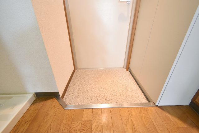 プランドールエムドゥの玄関