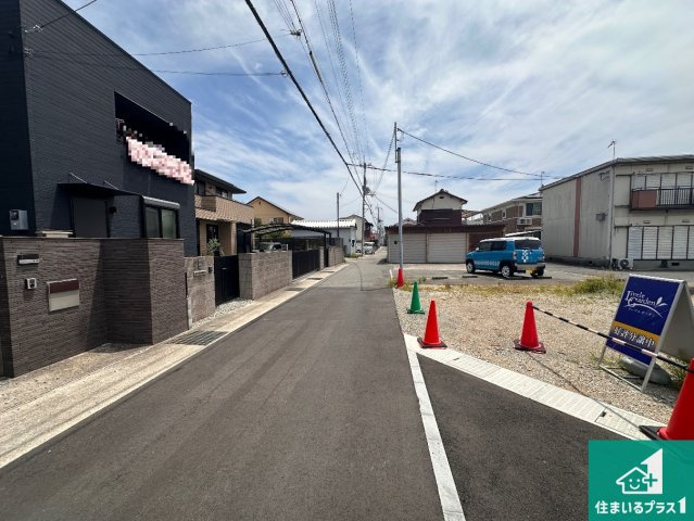 明石市大久保町大久保町　第3期　新築一戸建ての前面道路含む現地写真|周辺は落ち着いた街並みの住宅地！子育てがしやすい住環境です！まだ未完成ですが、現地でしかわからない事もございます。是非一度ご覧ください。