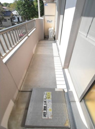 パークマンション山浦【キャッシュバック対象】のバルコニー|広々としたバルコニーです