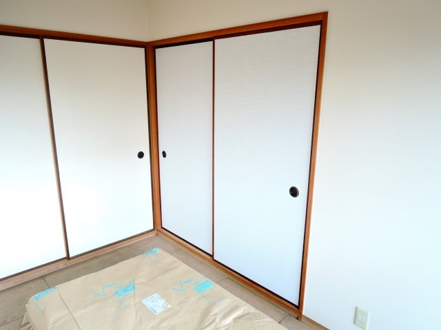 高槻市庄所町の賃貸マンションの収納