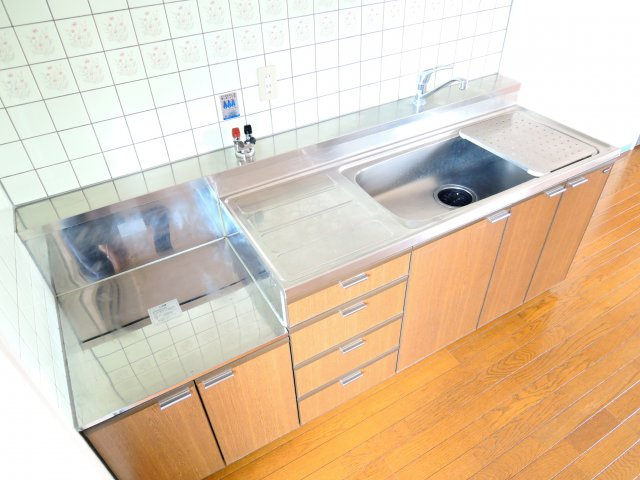 高槻市庄所町の賃貸マンションのキッチン