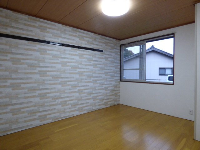 グランコムメゾン南中川の洋室|洋室5.7帖
