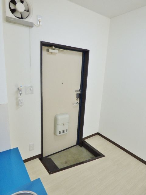 ＹＫビルの玄関|ゆったりとした玄関です