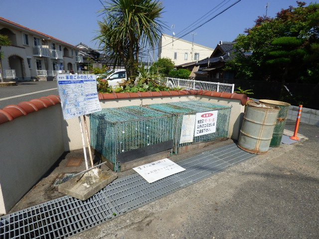 カーサ・ベルデ　Bのその他共用部分|ゴミ置き場は敷地内にあります