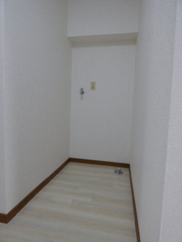 竹田ビルの設備|室内洗濯機置場　※掲載画像は同タイプの別室内画像のためイメージとしてご参照ください。