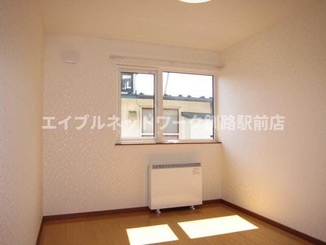 住之江町11-2APの洋室