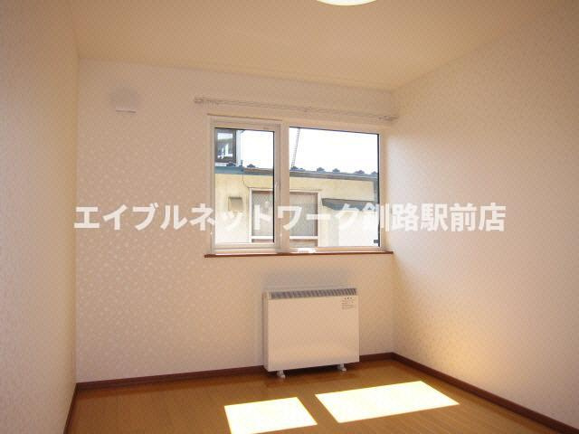 住之江町11-2APの洋室