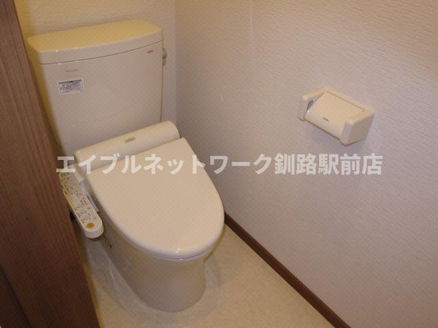 住之江町11-2APのトイレ