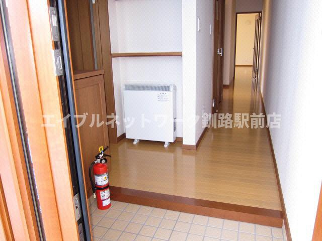 住之江町11-2APの玄関