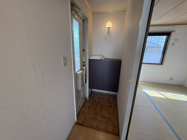 メゾンアベニールの玄関