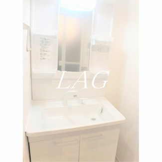 【洗面所】 | シャーメゾン幕張本郷 | 洗面台です。