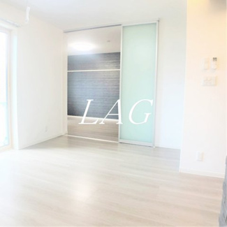 【居間・リビング】 | シャーメゾン幕張本郷 | 洋室のお部屋です。