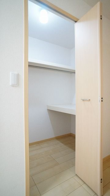ハイエスト　シャロルの収納