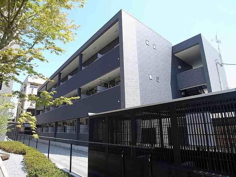 ハイエスト　シャロル