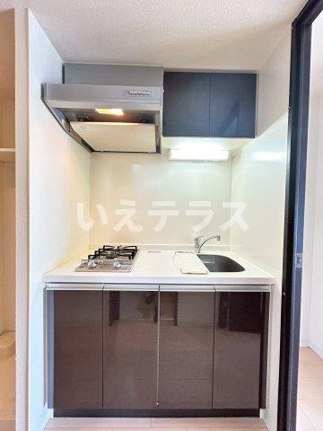 エステムプラザ神戸三宮ルクシアのキッチン