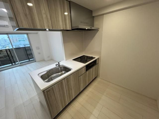 【キッチン】 | ＬＩＭＥ　ＲＥＳＩＤＥＮＣＥ　ＫＡＷＡＧＵＣＨＩ　ＥＡＳＴ
