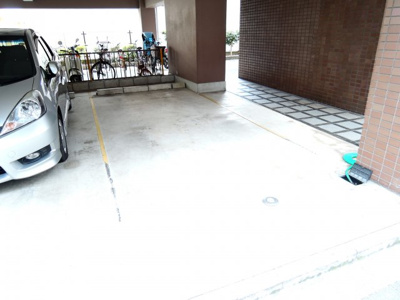 【駐車場】 | ラ・カーサ高槻A棟