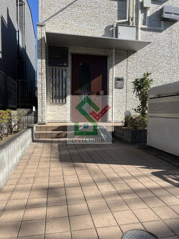 リブリシンシア平松のエントランス