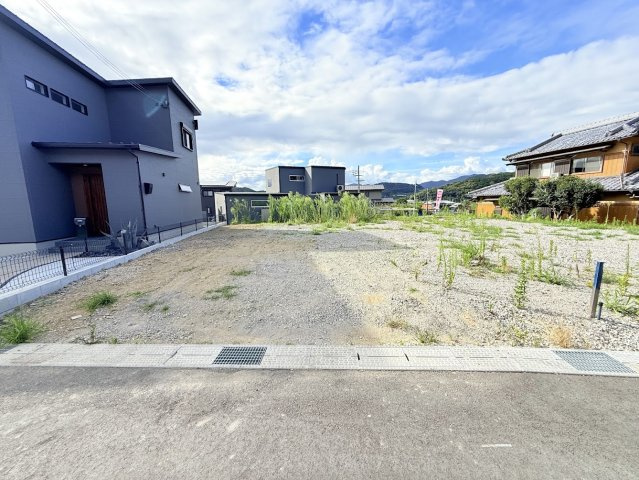 市ノ瀬下ノ岡分譲地2号地の外観