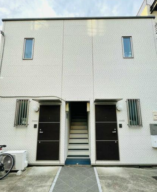 中井ホームズの外観