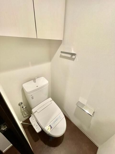 レジディア西小山の洗面所