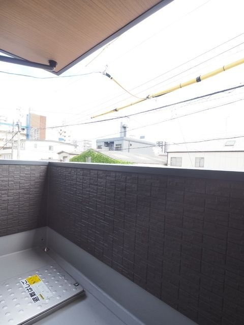 ＭＯＶＥ平安通ＷＥＳＴのバルコニー