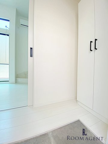 プレミア清水の玄関