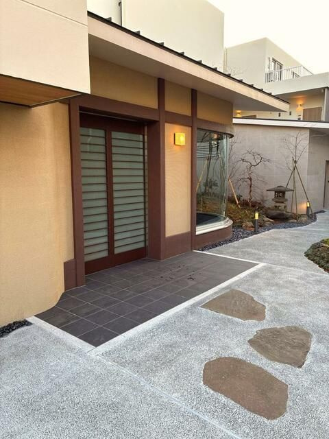 バンレーラ鷹番のエントランス