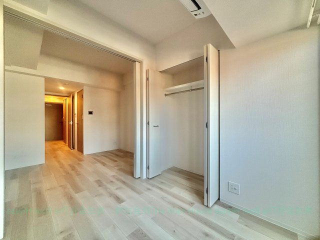 CREST TAPP名古屋山王の洋室