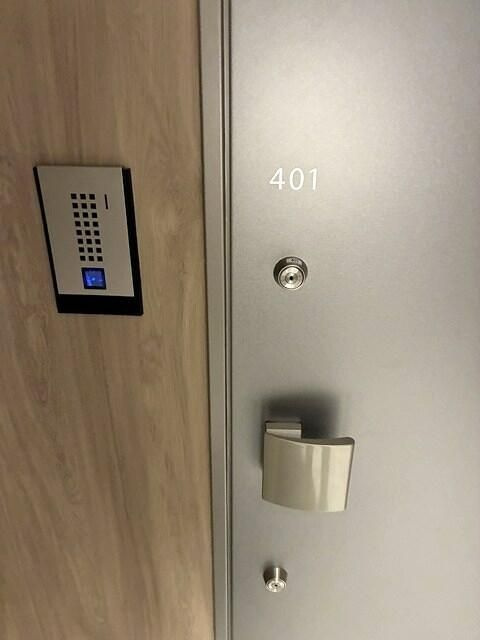 イプセ中目黒の玄関