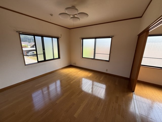 26/8/5商談中　賃貸戸建　高山市新宮町　6.5万（6/7/28NEW）の洋室
