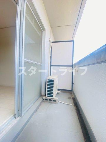 大阪市東淀川区菅原６丁目の賃貸マンションのバルコニー