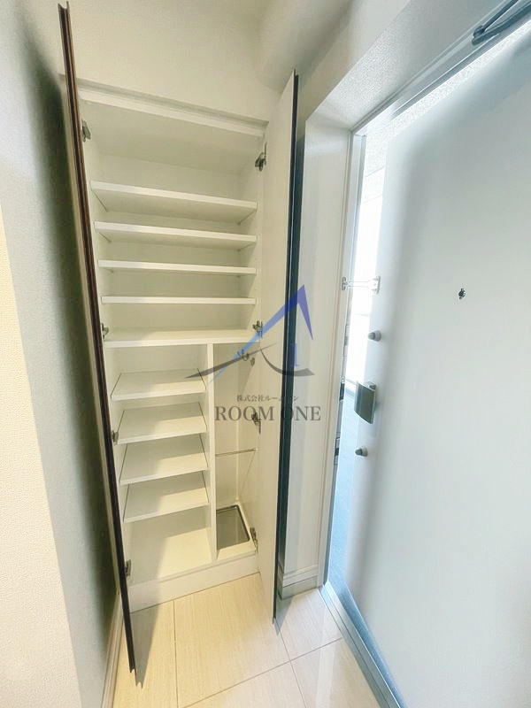 ＳＨＯＫＥＮ　Ｒｅｓｉｄｅｎｃｅ亀有の玄関|玄関です。