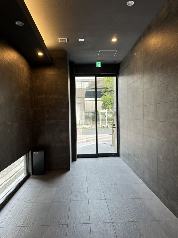 リアライズ立売堀ビルのロビー