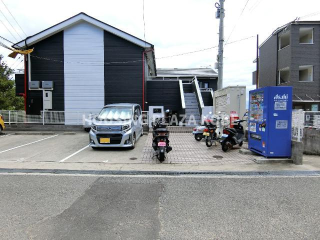 ラフォーレ一の谷の駐車場