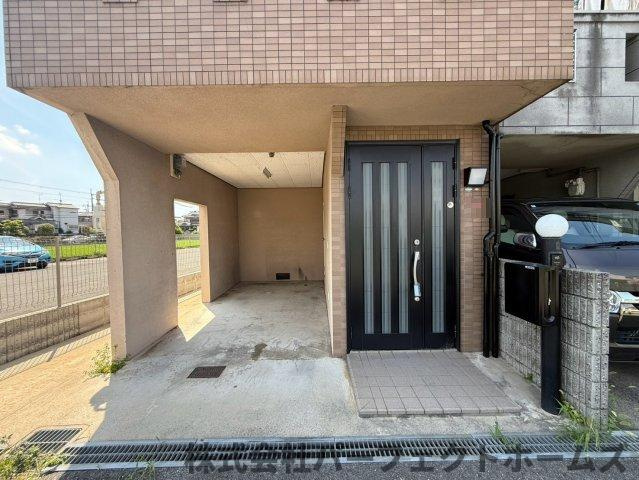 出口2丁目戸建の玄関|毎日通る玄関はこちらです