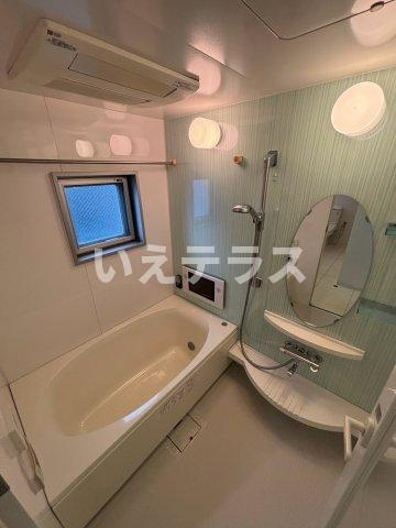 ポコアポコ三宮ハイタワーの浴室