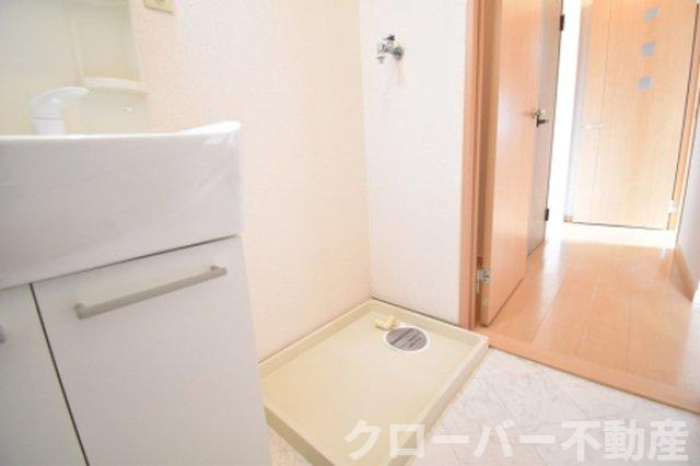 サニーコーポ A棟の洗面所|室内洗濯機置き場