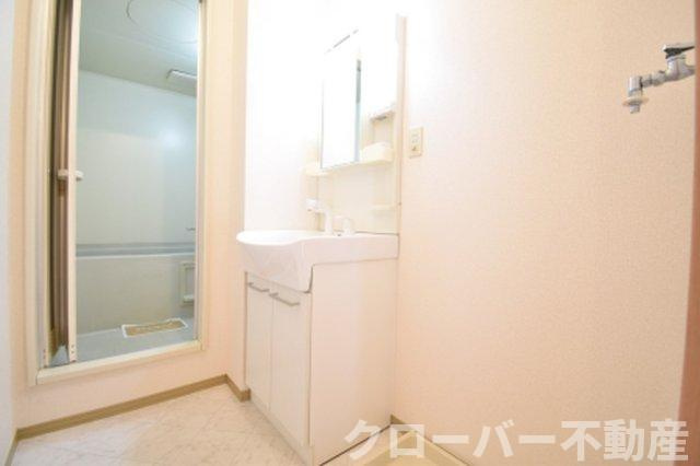 サニーコーポ A棟の独立洗面台|洗髪洗面化粧台